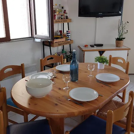Dominica-4 By Interhome *
